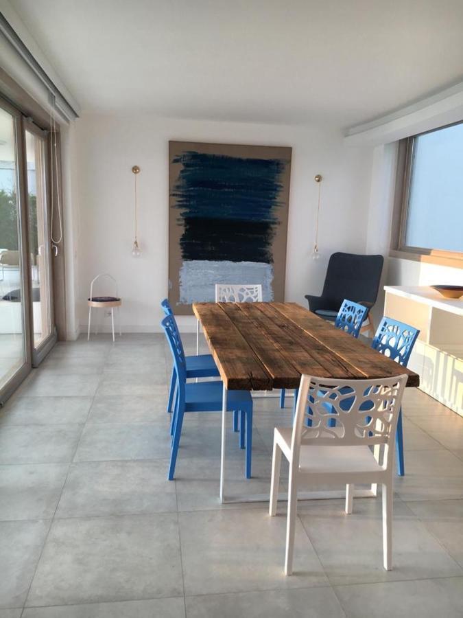 Luxury Villa Blue&Blanc Piscina A Sfioro Isola 迪亚曼特 外观 照片